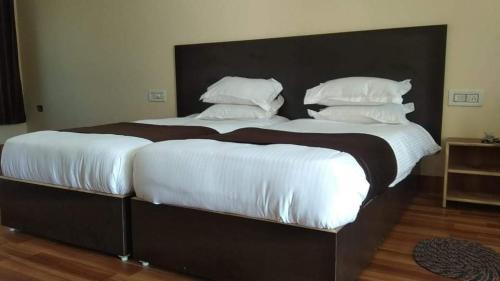 Triple Room with Private Bathroom