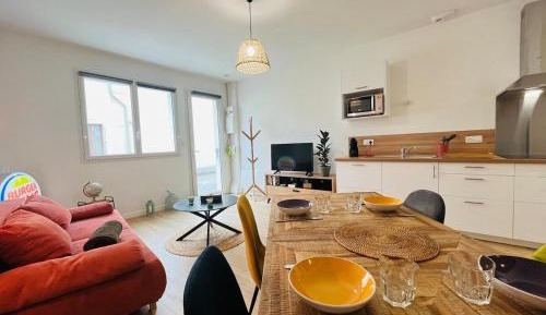 Apartment with Shower