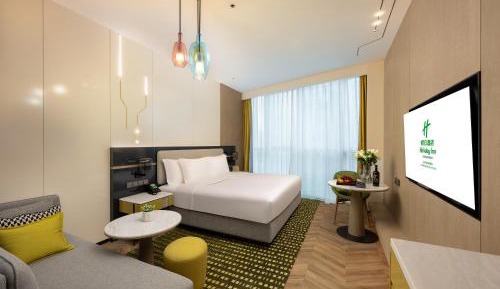 Premium King Room