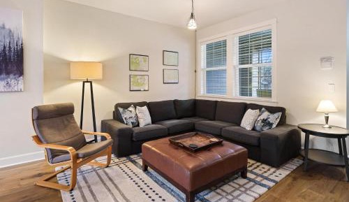 Three-Bedroom Holiday Home 