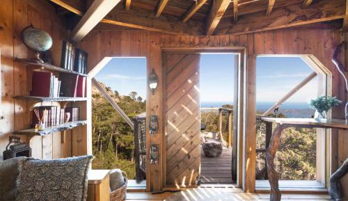 Double Room with Balcony and Sea View