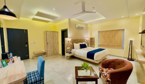 King Room with Balcony