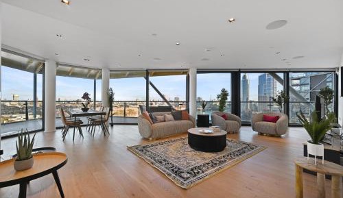 Apartment with Terrace