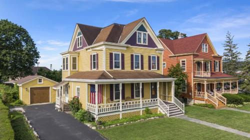Five-Bedroom House