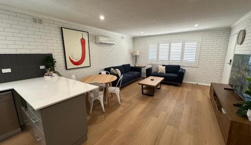 Two-Bedroom Deluxe Apartment