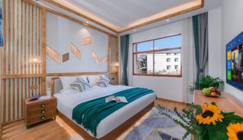 Double Room with Mountain View