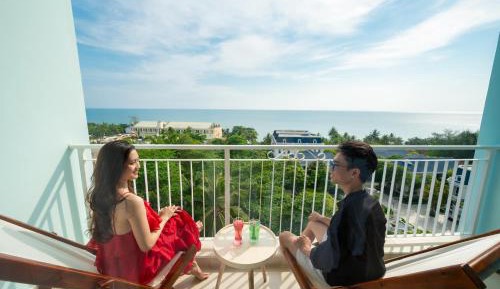 Deluxe Double or Twin Room with Sea View