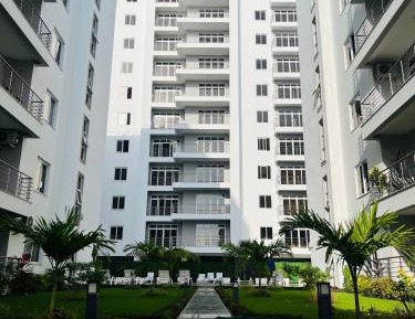 Three-Bedroom Apartment with Water View