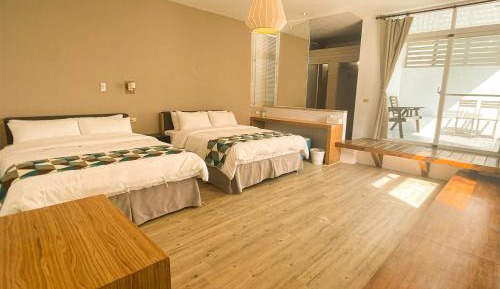 Deluxe Quadruple Room