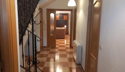 Three-Bedroom Deluxe Apartment