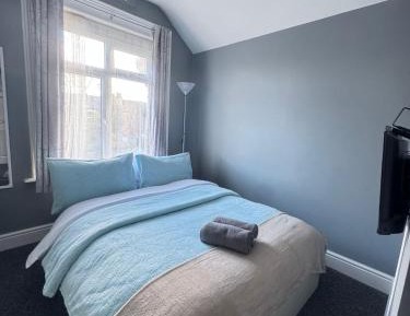 Double Room with Shared Bathroom