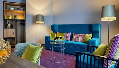 Studio with Sofa Bed