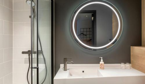 Moxy Family Room