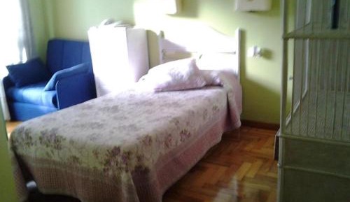Single Room with Private Bathroom