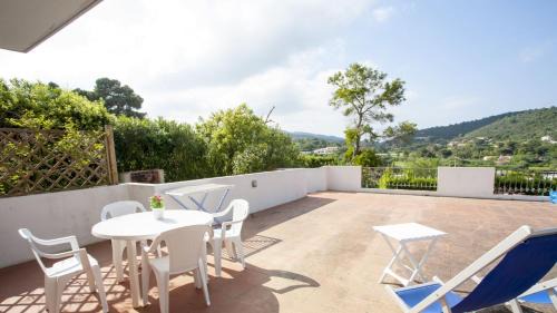 Two-Bedroom Apartment with Garden View