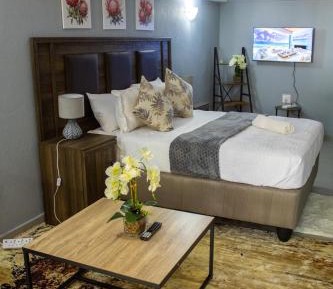 Room #1230378808
