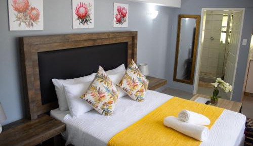 Room #1230378807
