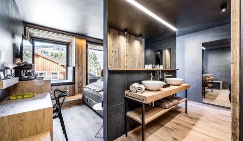 Suite with Sauna