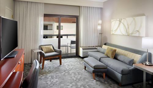 Suite, 1 King, Sofa bed