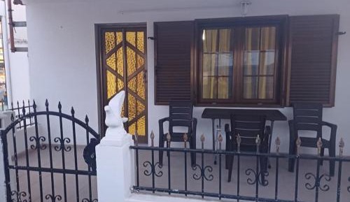 One-Bedroom House