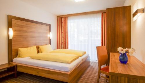 Two-Bedroom Apartment TOP2
