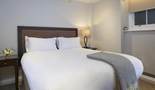 One-Bedroom Premier