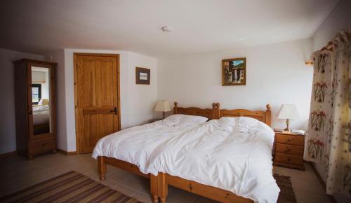 Double or Twin Room with Bathroom