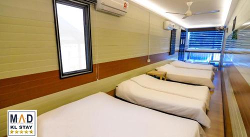 Room #1263242003