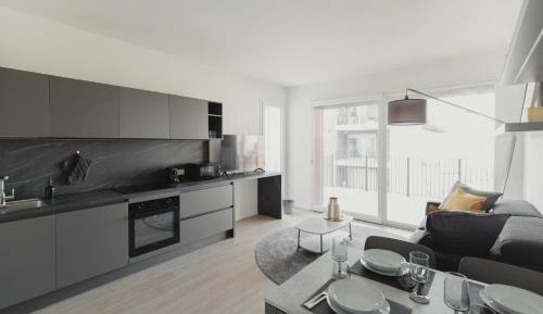 One-Bedroom Apartment with Terrace