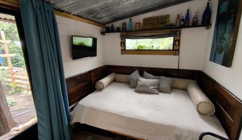 One-Bedroom House