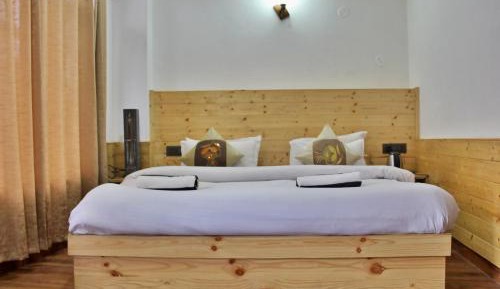 Double Room with Mountain View