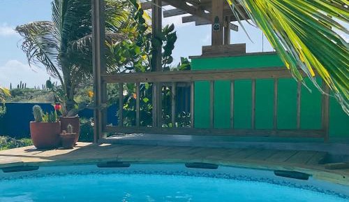 Apartment with Garden View