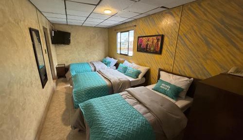 Economy Triple Room