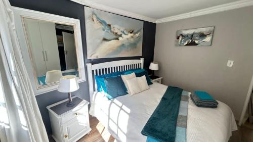 One-Bedroom Deluxe Apartment