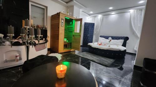 Queen Room with Spa Bath
