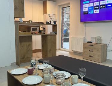 One-Bedroom Apartment with Terrace