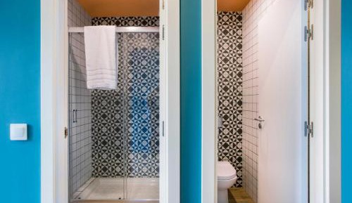 Quadruple Room with Private Bathroom