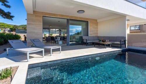 Four-Bedroom Holiday Home