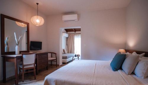 Family Room with Courtyard