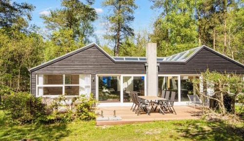 Four-Bedroom Holiday Home