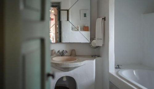 Deluxe Family Suite