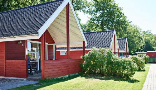 Three-Bedroom Cottage