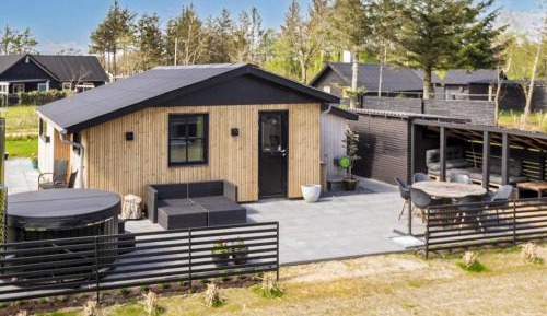 Two-Bedroom Holiday Home