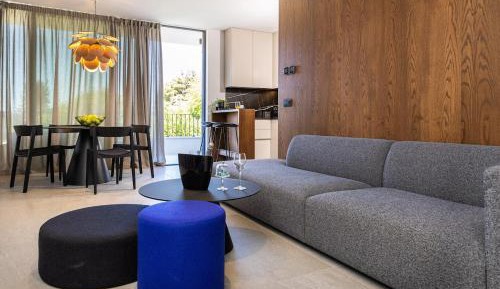 Two-Bedroom Apartment with Terrace and Sea View