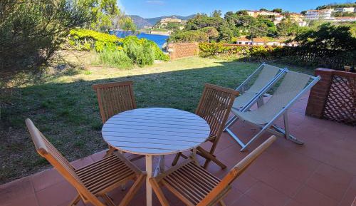 Comfort One-Bedroom Apartment with Sea View ( 4 Adults )