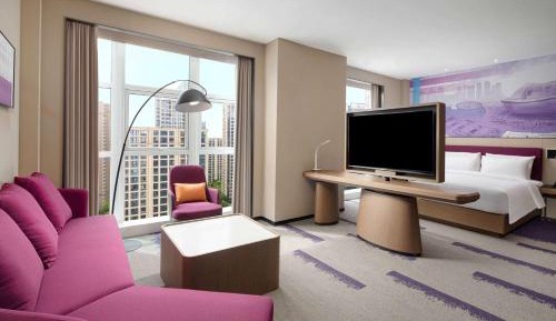 Executive King Suite - Non-Smoking