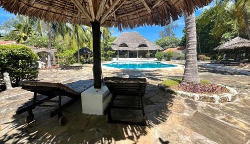 Double Room with Pool View