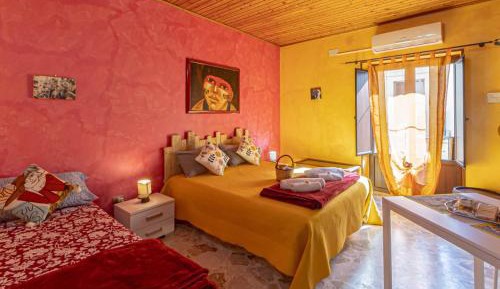Quadruple Room with Private Bathroom