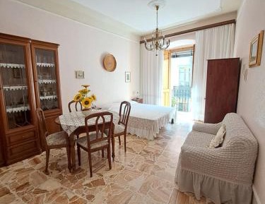 Quadruple Room with Private External Bathroom