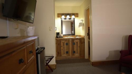 King Room with Lake View